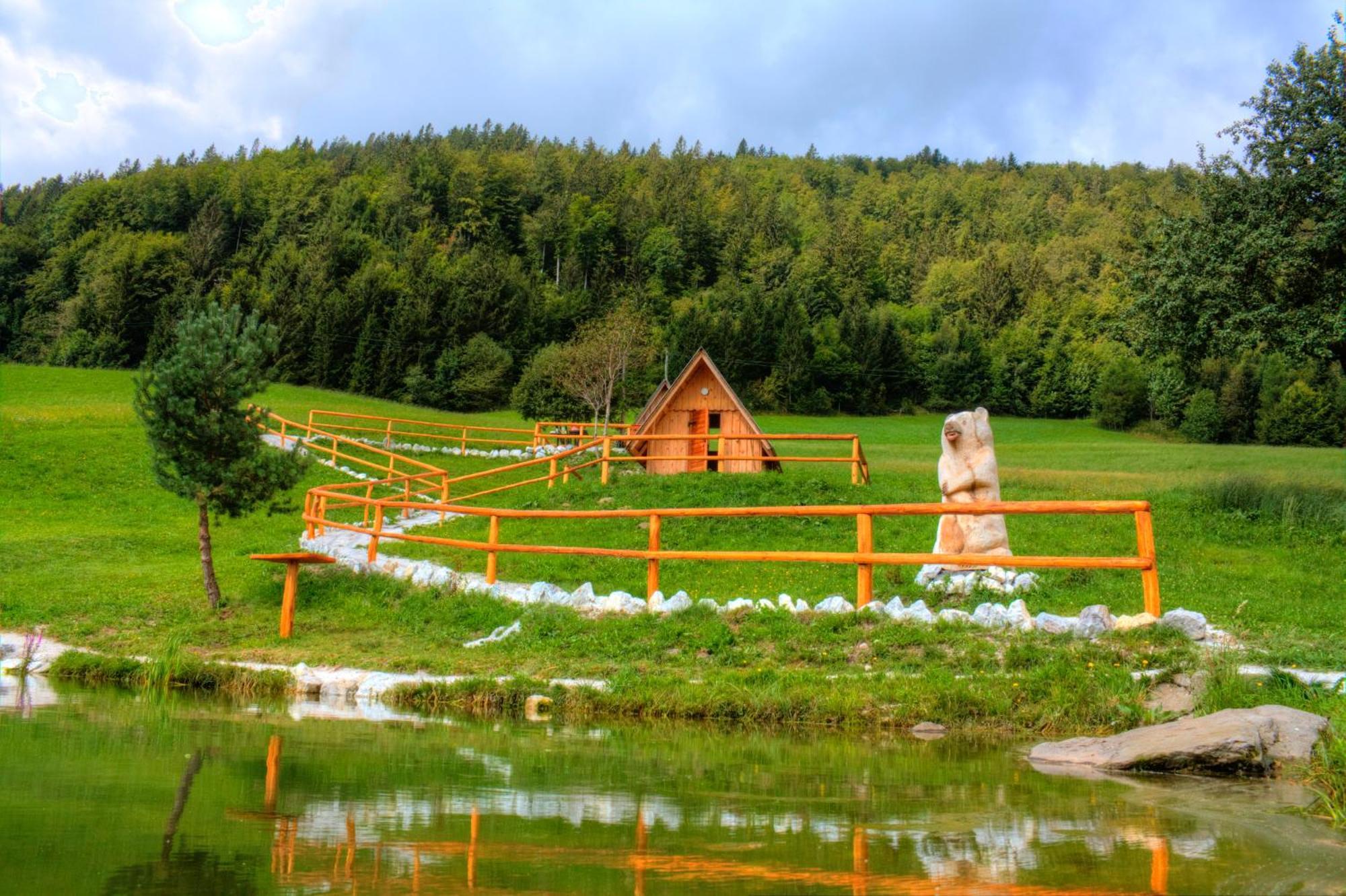 Glamping Vrhovc Hotel Zelezniki Kültér fotó